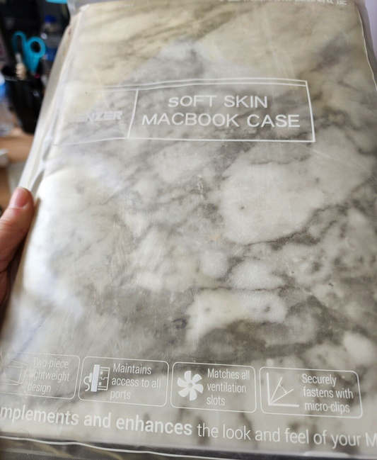 IBENZER Soft Skin Case MacBook 13 Inch