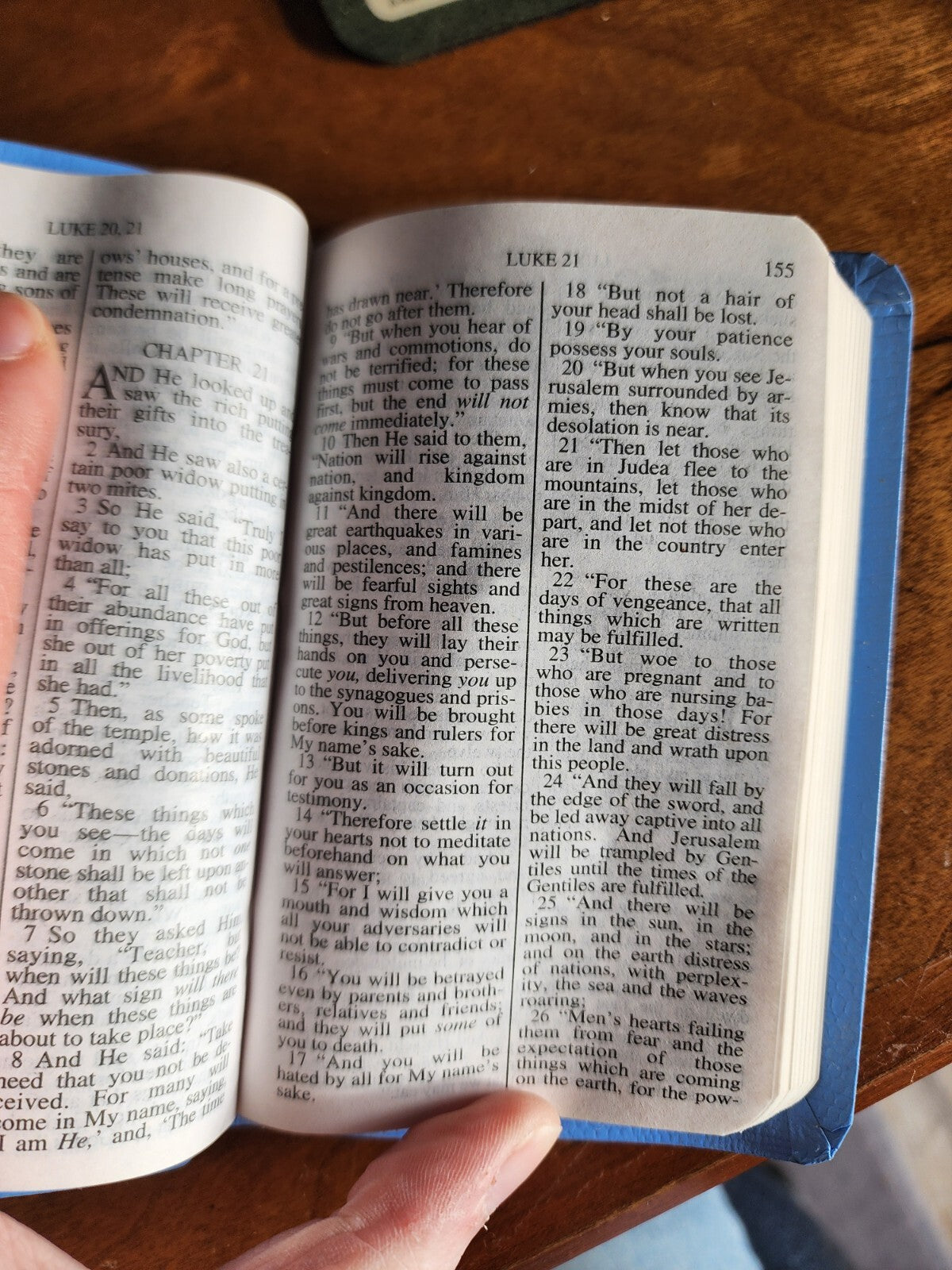 Gideons Blue English New Testament Psalms Proverbs ESV Pocket Bible