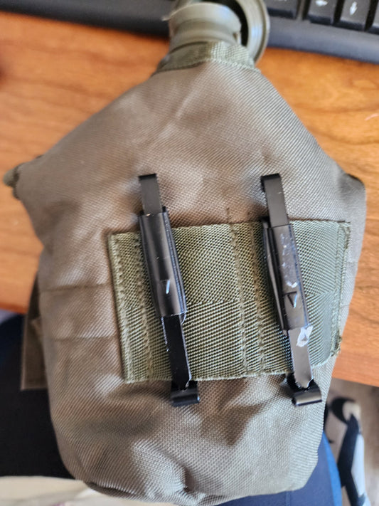 1 Quart Canteen and Cover in Army Green
