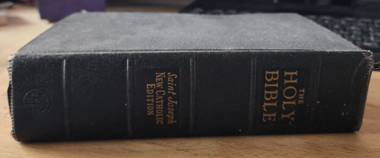 VTG HOLY BIBLE ST JOSEPH NEW CATHOLIC EDITION, Confraternity Edition, 1962
