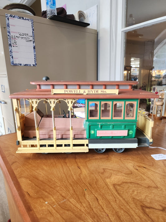 Vtg Jim Beam Powell and Hyde Large Scale San Francisco Cable Car