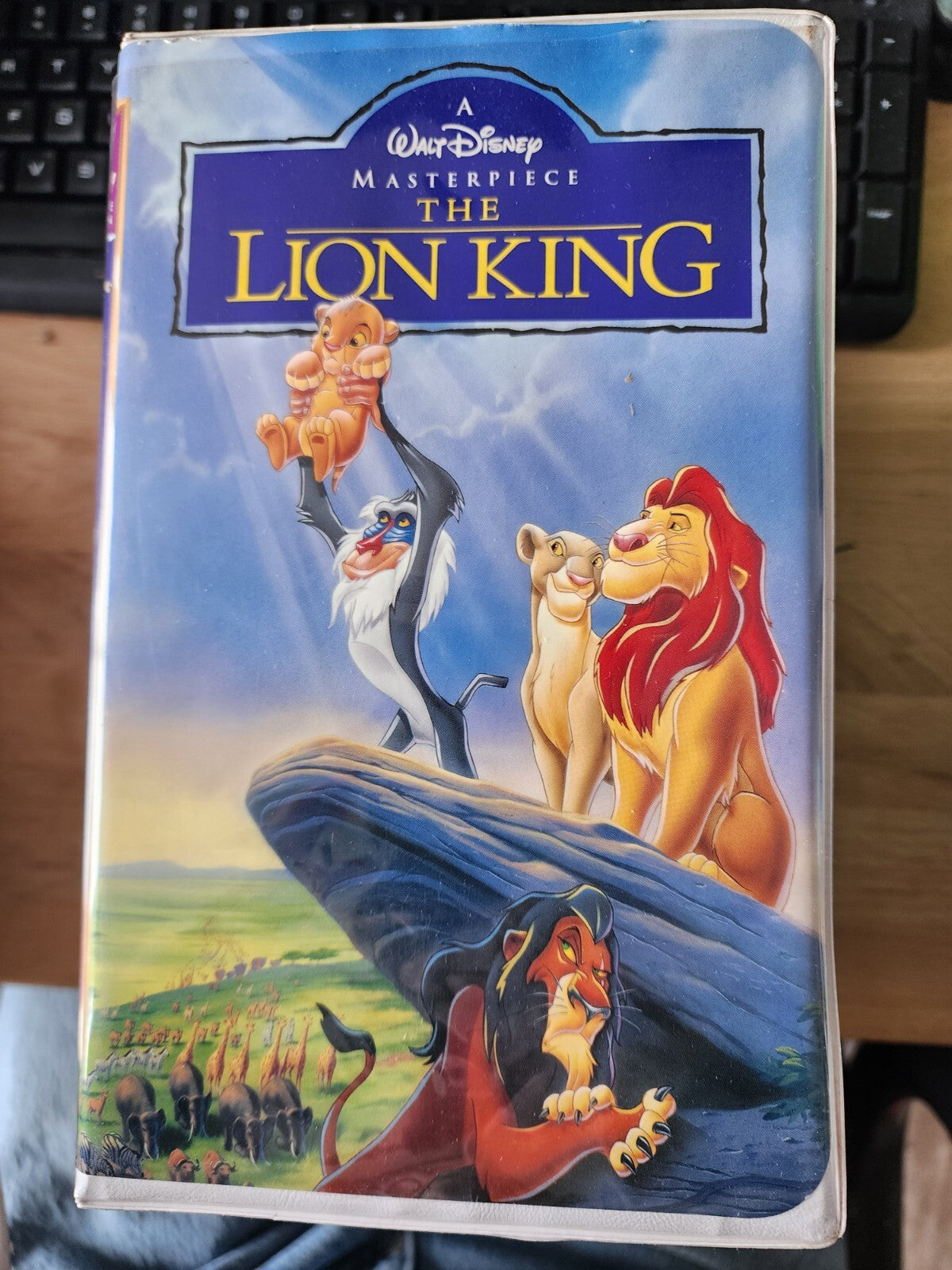 WALT DISNEY VHS LOT-Aristocats, the Rescuers, Lion King, Aladdin King of Thieves