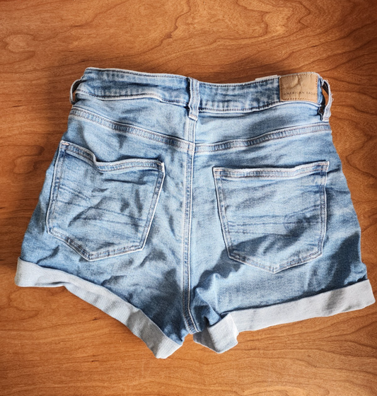 American Eagle Denim Mom Shorts - Size 4