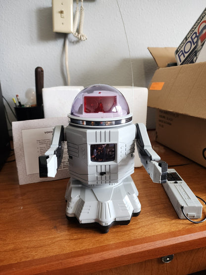 Vtg 1984 Battery Operated Robocom w/Voice Recognition