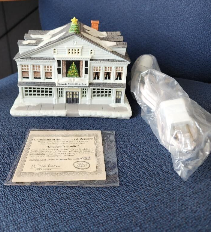 Hawthorne Porchlight Rockwell's Christmas In Stonebridge, Rockwell's Studio