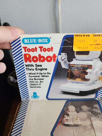 Rare Vintage Toot Toot Robot Wind Up Toy