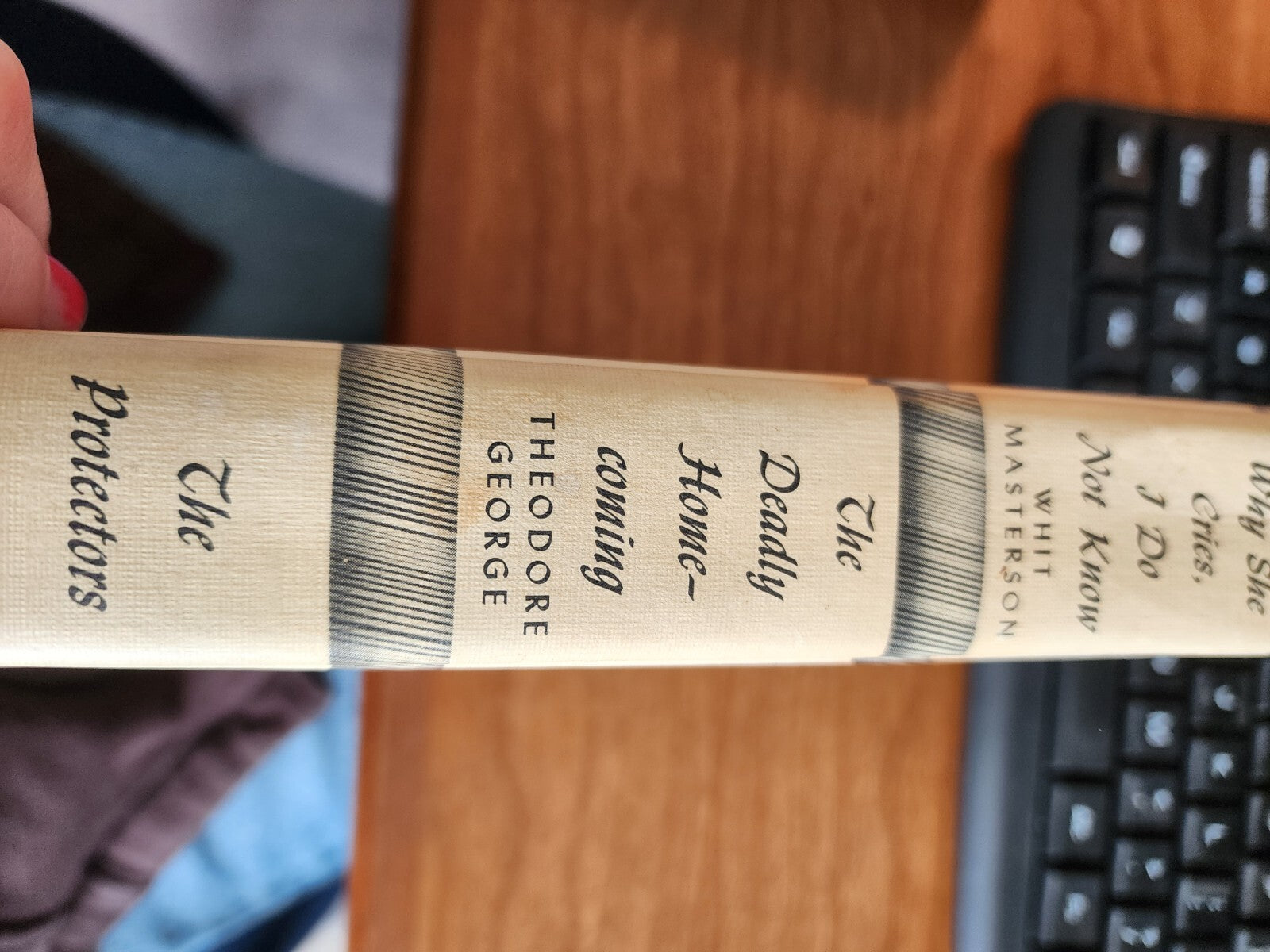 Vintage Detective Book Club: Three Classic Mysteries in One! (1972)