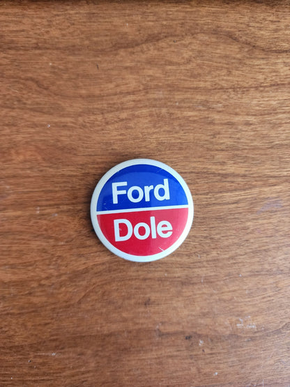 President Gerald Ford Pin Back Button 1976 Jerry Bob Dole