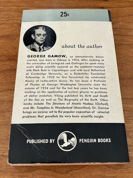 Pelican Books - Mathematician's Delight/The Birth and Death of the Sun-lot of 2