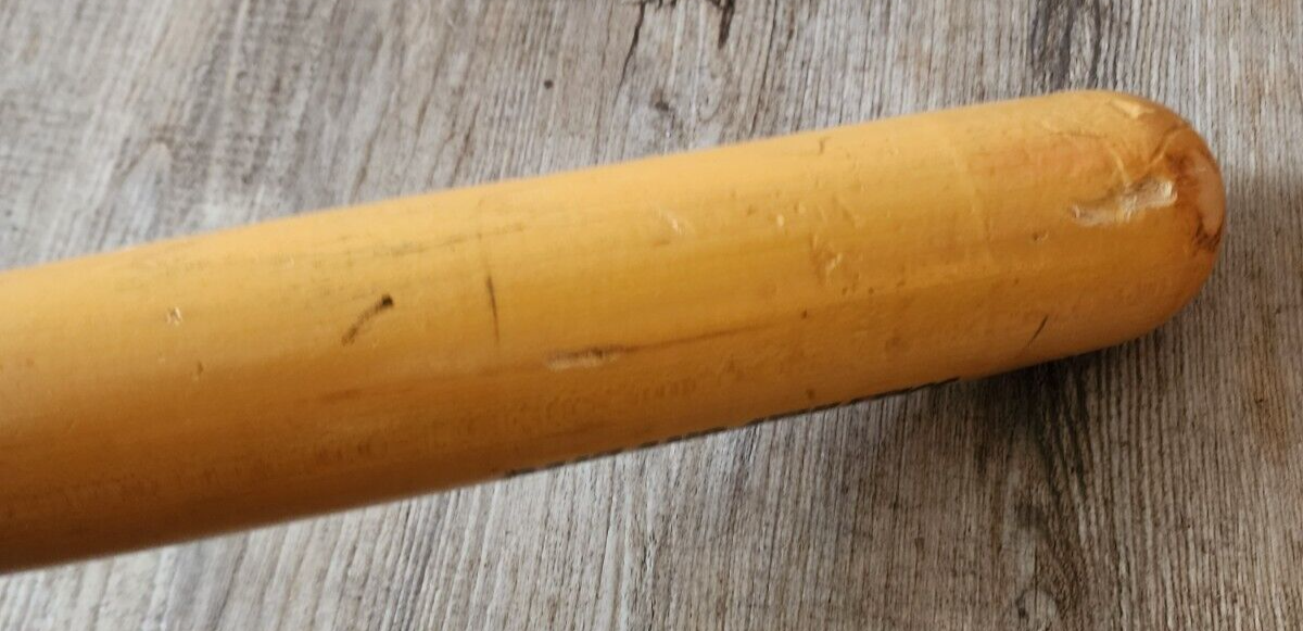 Mark McGwire Autographed Rawlings Adirondack 29" Bat Oakland Athletics