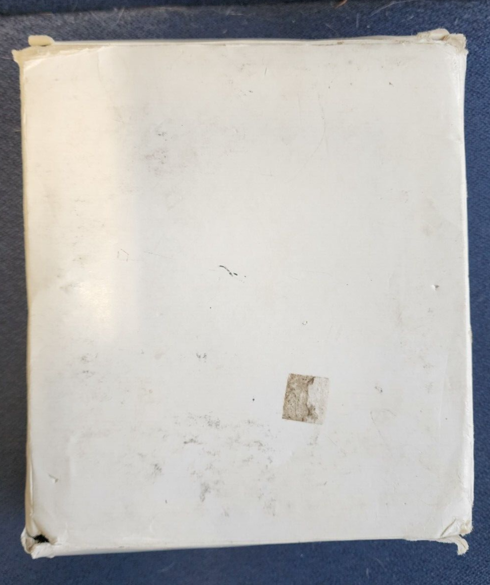 New w/ box Honeywell TG511A 1000 Versaguard Universal Thermostat Guard