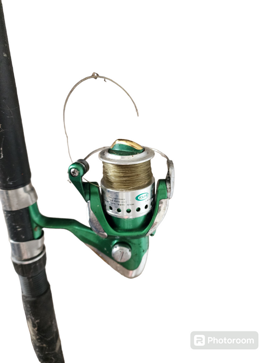 Shakespeare Alpha 10' BWS 510-2M Casting Rod & 2470 Reel 10-25LB 2 Piece