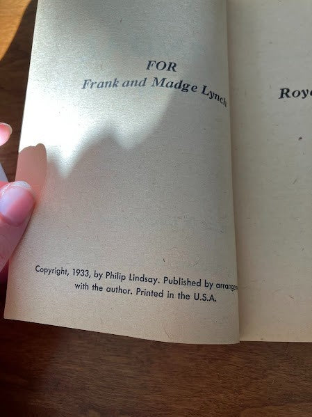 Avon - Philip Lindsay - Royal Scandal (Here Comes The King)