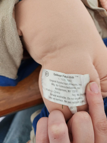 Vtg Cabbage Patch Kid Doll With Redish Brown Yarn Hair "31" Shirt 1982