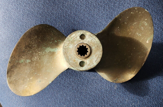 2 Blade brass Quick Silver boat prop 723586A2-11 Vintage