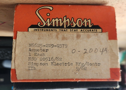 Microamperes Simpson Direct Current 0-200 no. 2051,399
