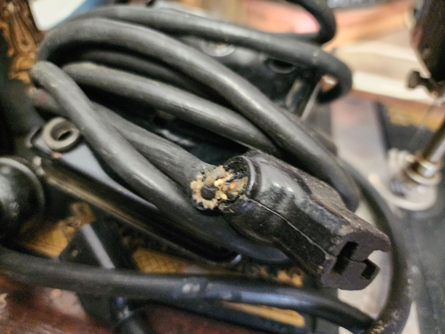 Priscilla Sewing Machine Model 30388 - With Wooden Case & Pedal