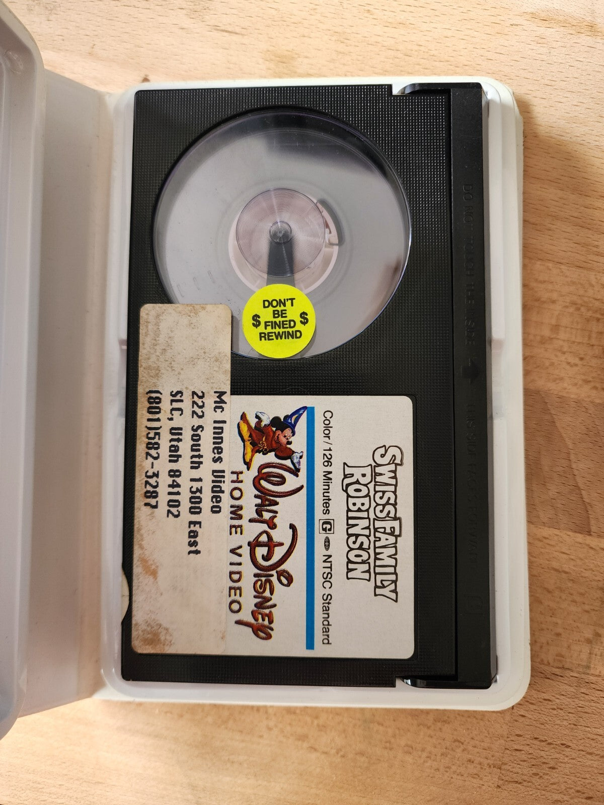 Swiss Family Robinson (BETA, 1983, White Disney Clamshell)