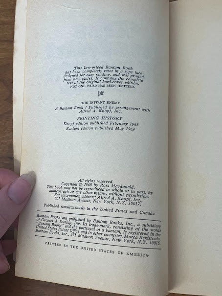 Ross Macdonald: THE INSTANT ENEMY