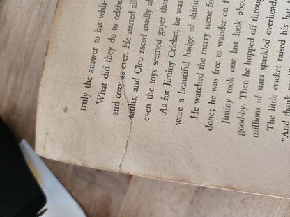 Vintage 1939 Walt Disney's Pinocchio Paperback Story Book