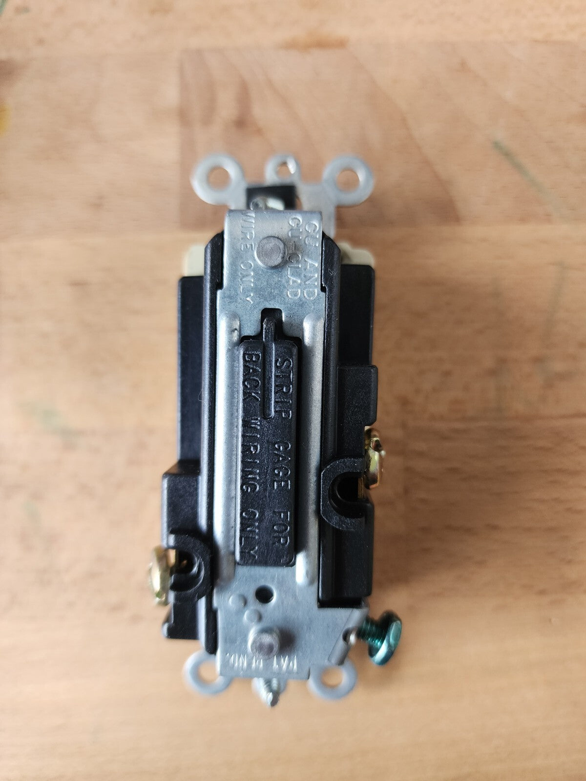 10 Leviton Decora Ivory Rocker Light Switches 5621-2I