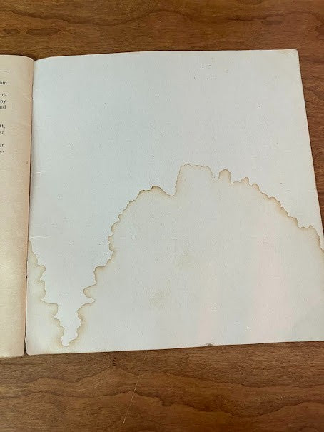 Softcover Vintage 1937 - SHIRLEY TEMPLE IN "WEE WILLIE WINKIE"