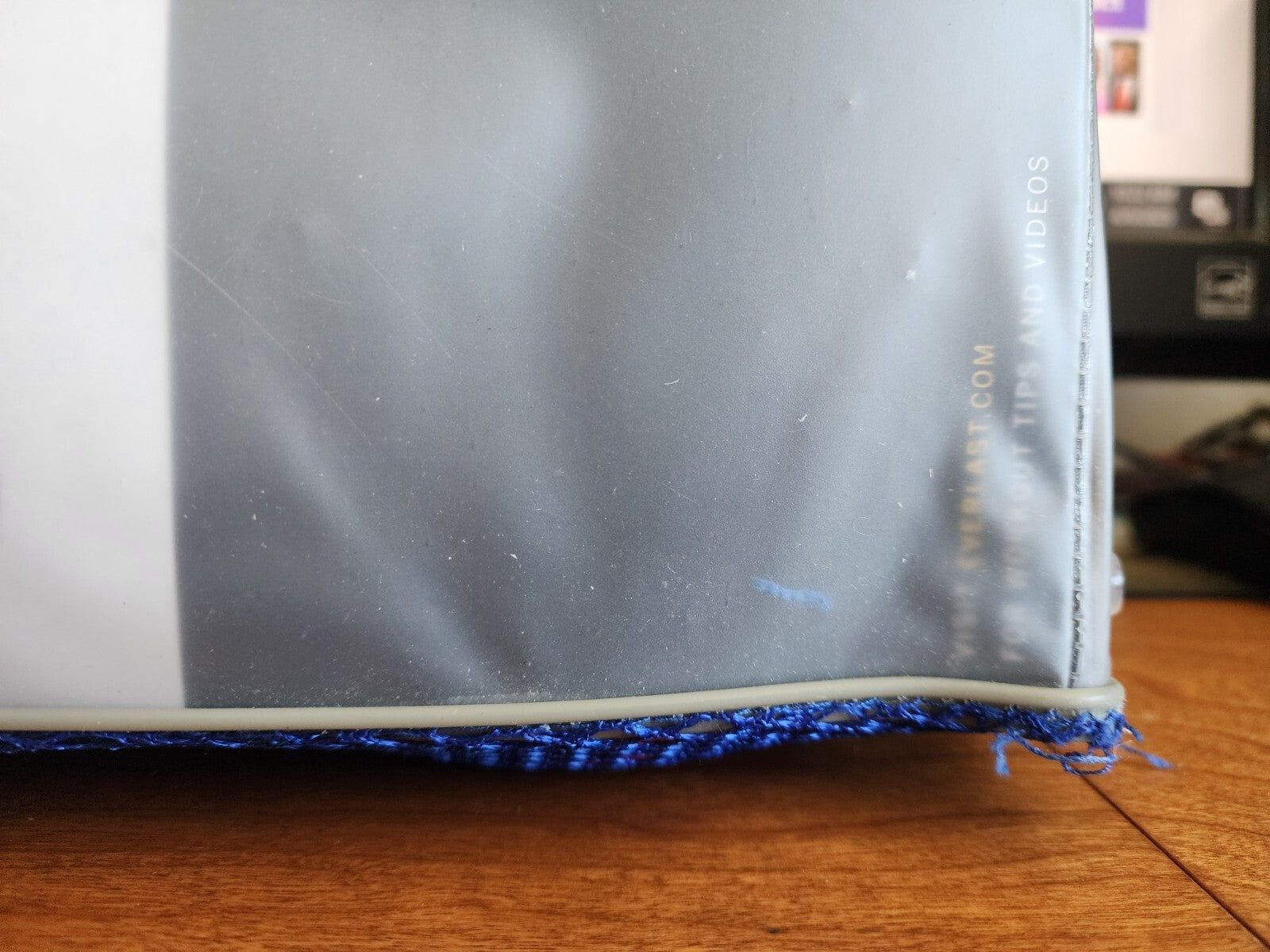 Everlast Boxing Wrist Wrap Training Gloves 12 OZ Model:2912R - NEW