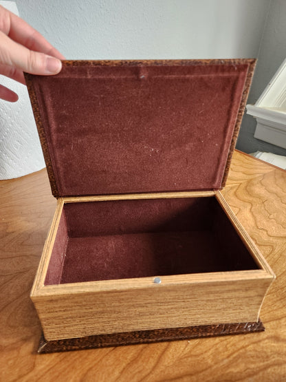 Hidden Compartment Faux Book Magnet Close Lined Secret Cache