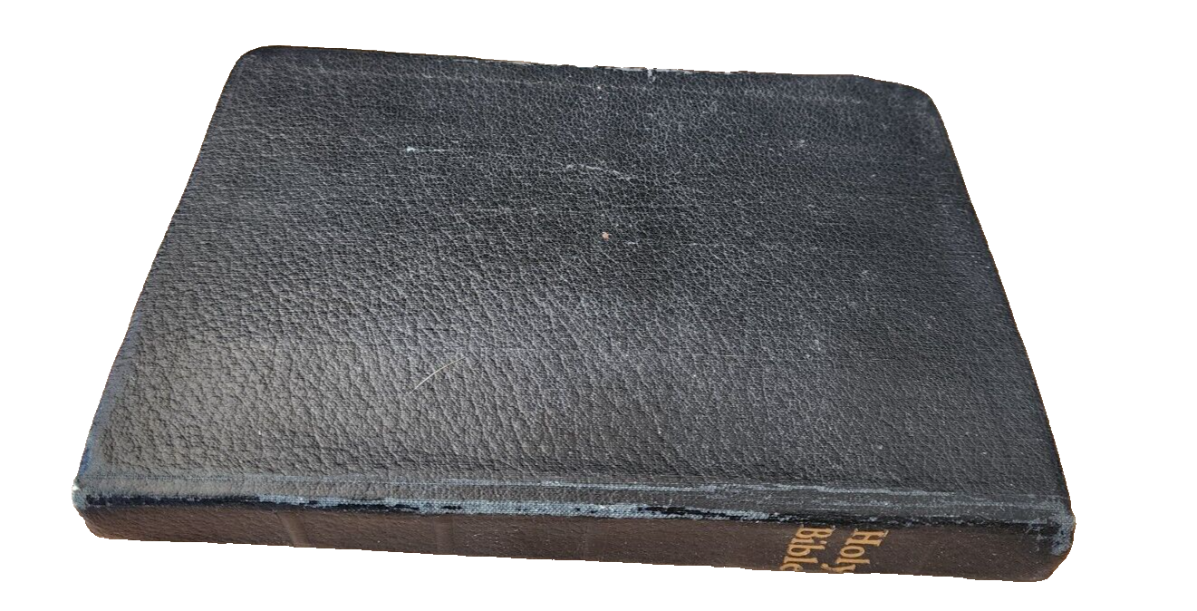 Holy Bible Containing the Old and New Testament by American Bible Society 1952