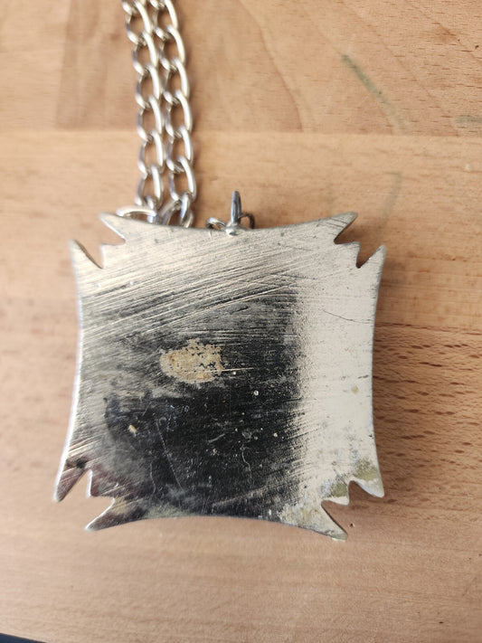 METAL GOTHIC MEDALLION Long Chain Red Jewel Costume Jewelry - GOOD