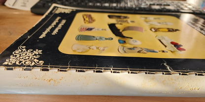 Bud Hastin's Avon Bottle Encyclopedia - 1979 - ACCEPTABLE