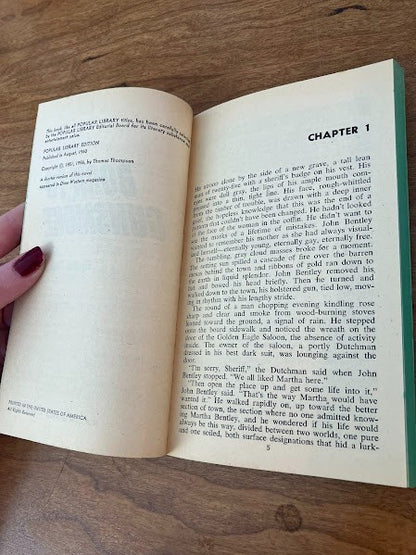 Popular Library - BORN TO GUNSMOKE BY THOMAS THOMPSON