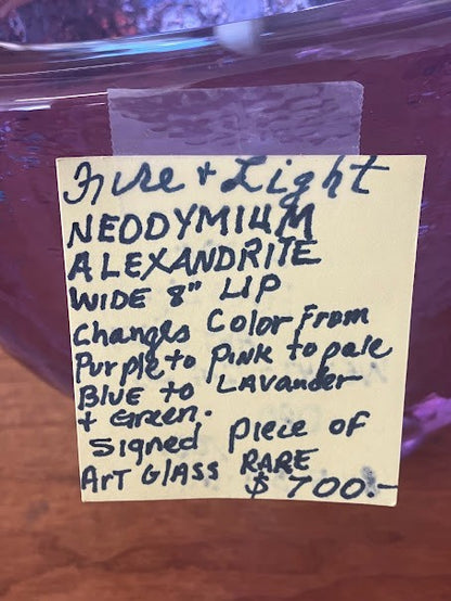 Rare Vtg Neodymium Alexandrite - Glass Bowl