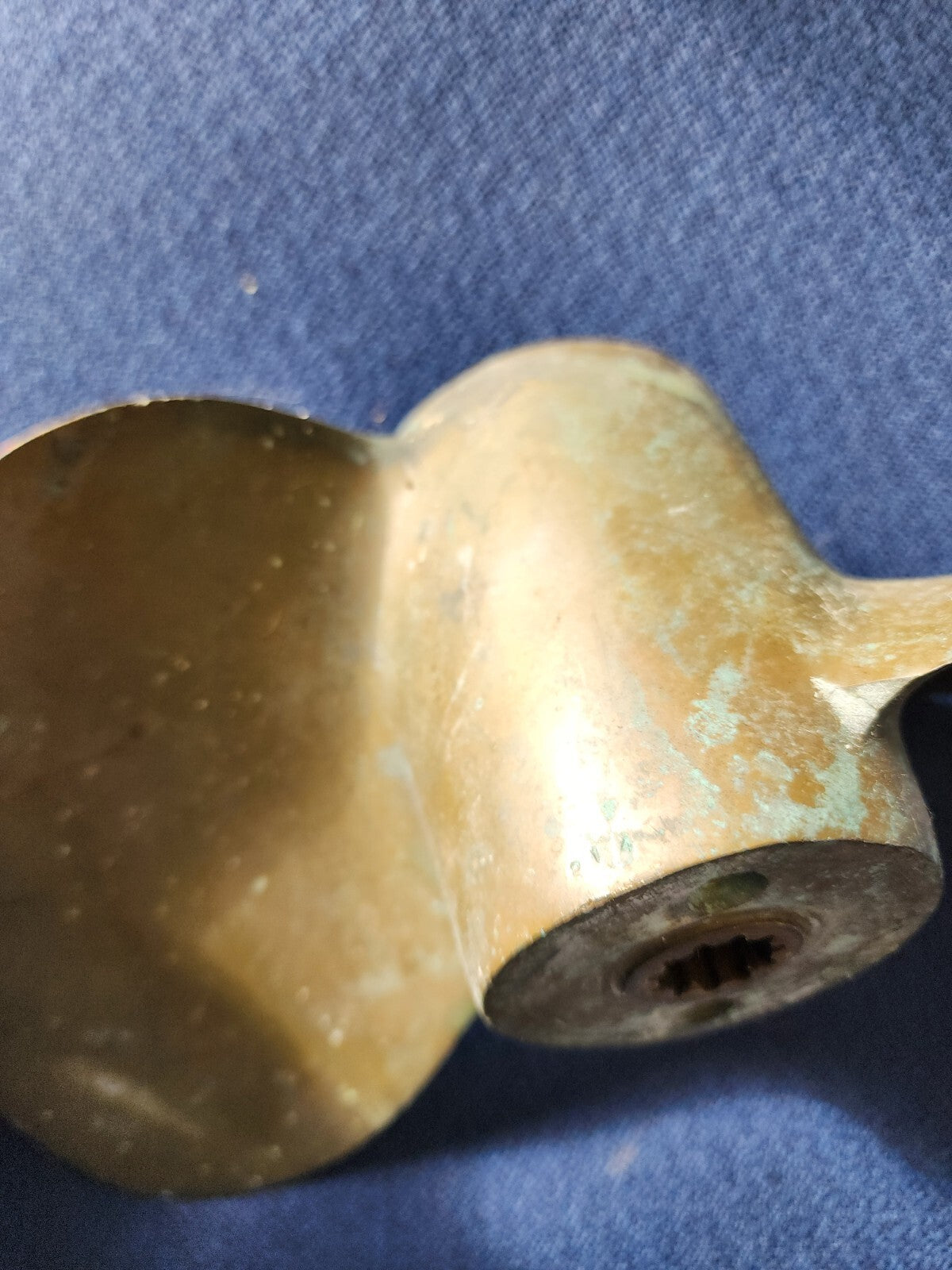 2 Blade brass Quick Silver boat prop 723586A2-11 Vintage