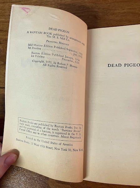 Bantam Book - Dead Pigeon - Robert P Hansen