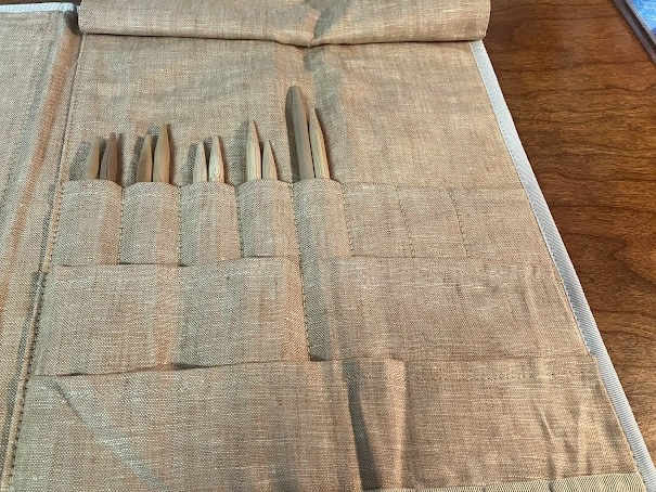 Portable Knitting Needles Organizer Bag & Needles