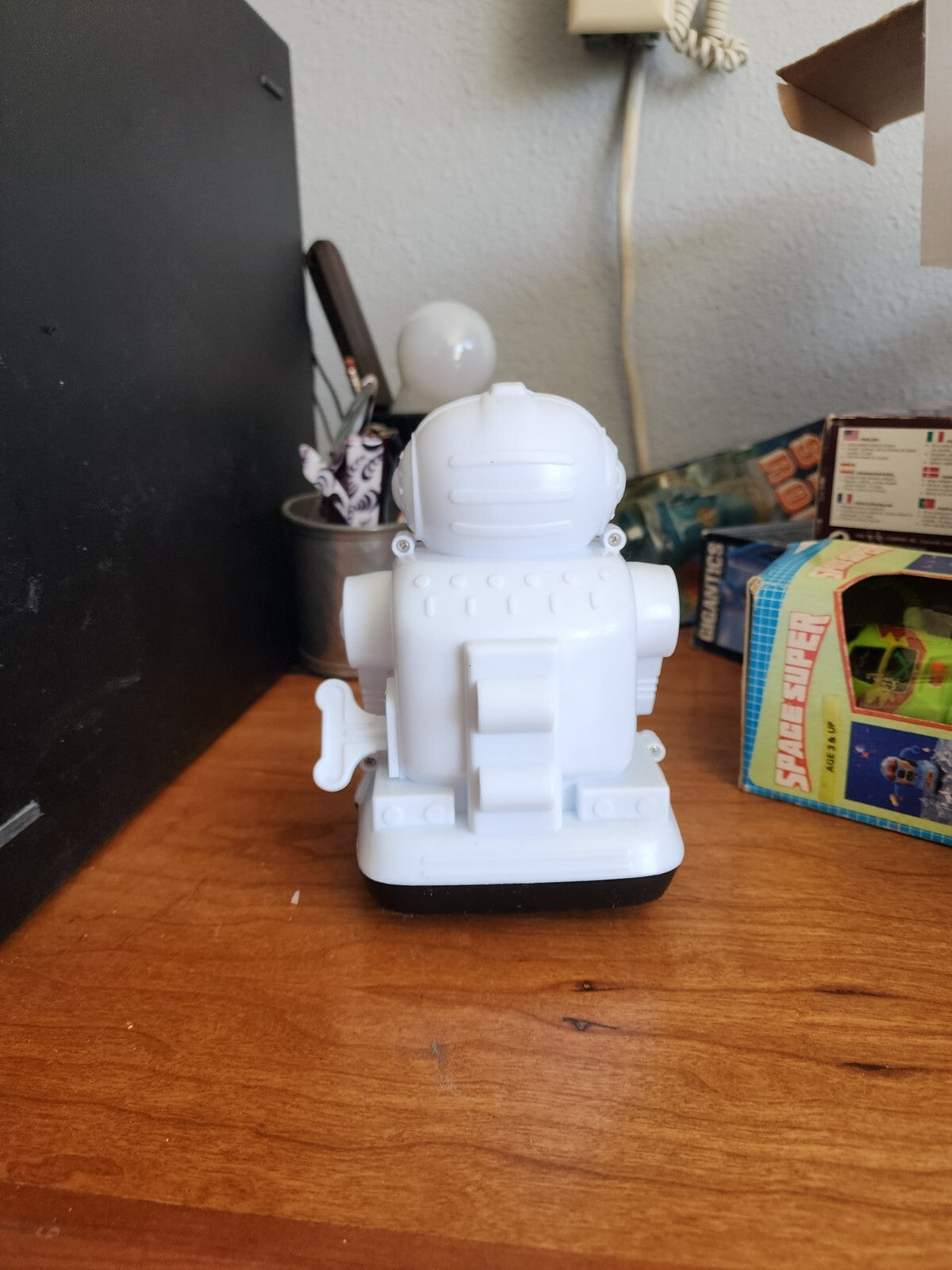 Rare Vintage Toot Toot Robot Wind Up Toy