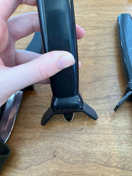 Retractable Plastic Knife Props lot of 4