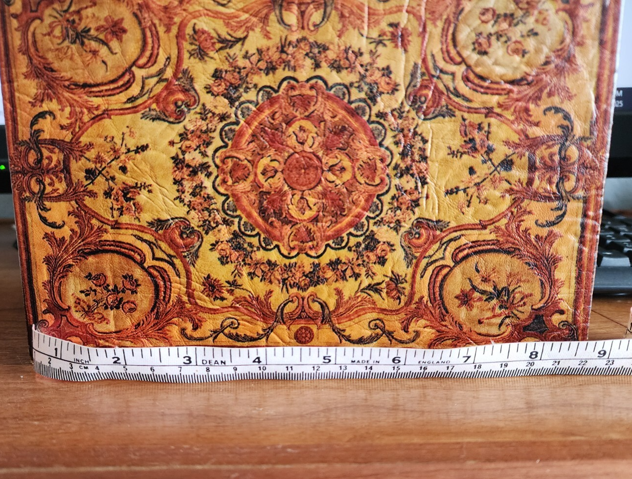 Hidden Compartment Faux Book Magnet Close Lined Secret Cache