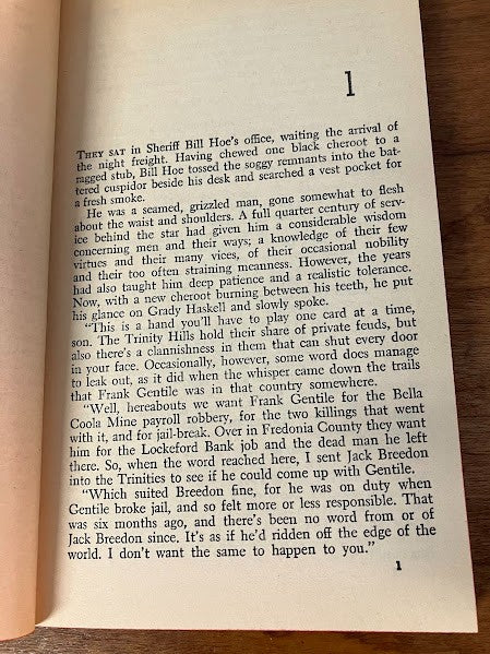 Bantam Books - Hill Smoke by L. P. Holmes