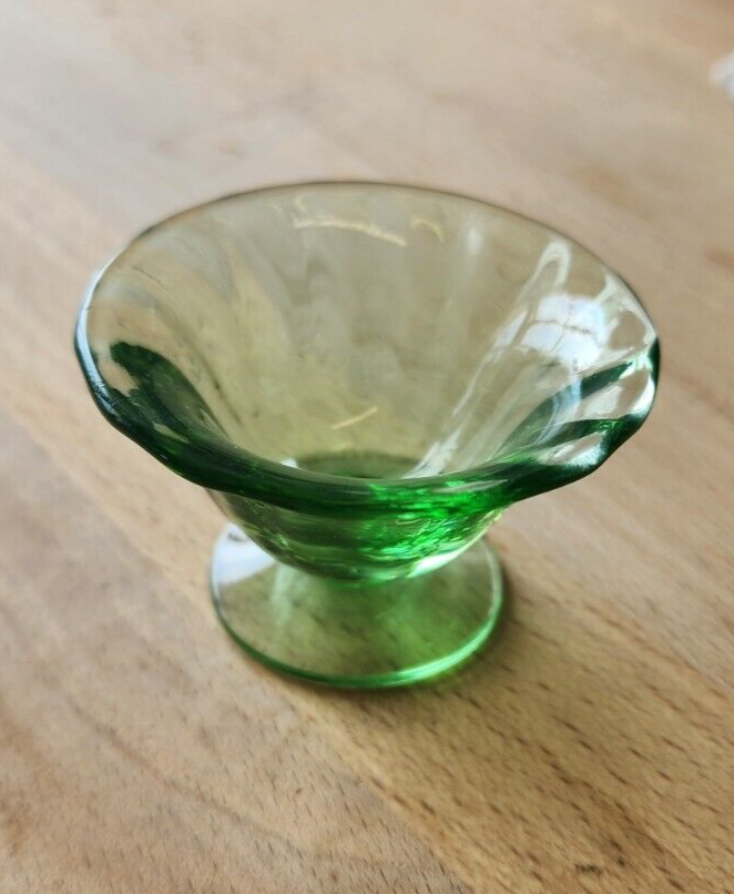 Vintage Rib Swirl Vaseline Salt Cellar Dish