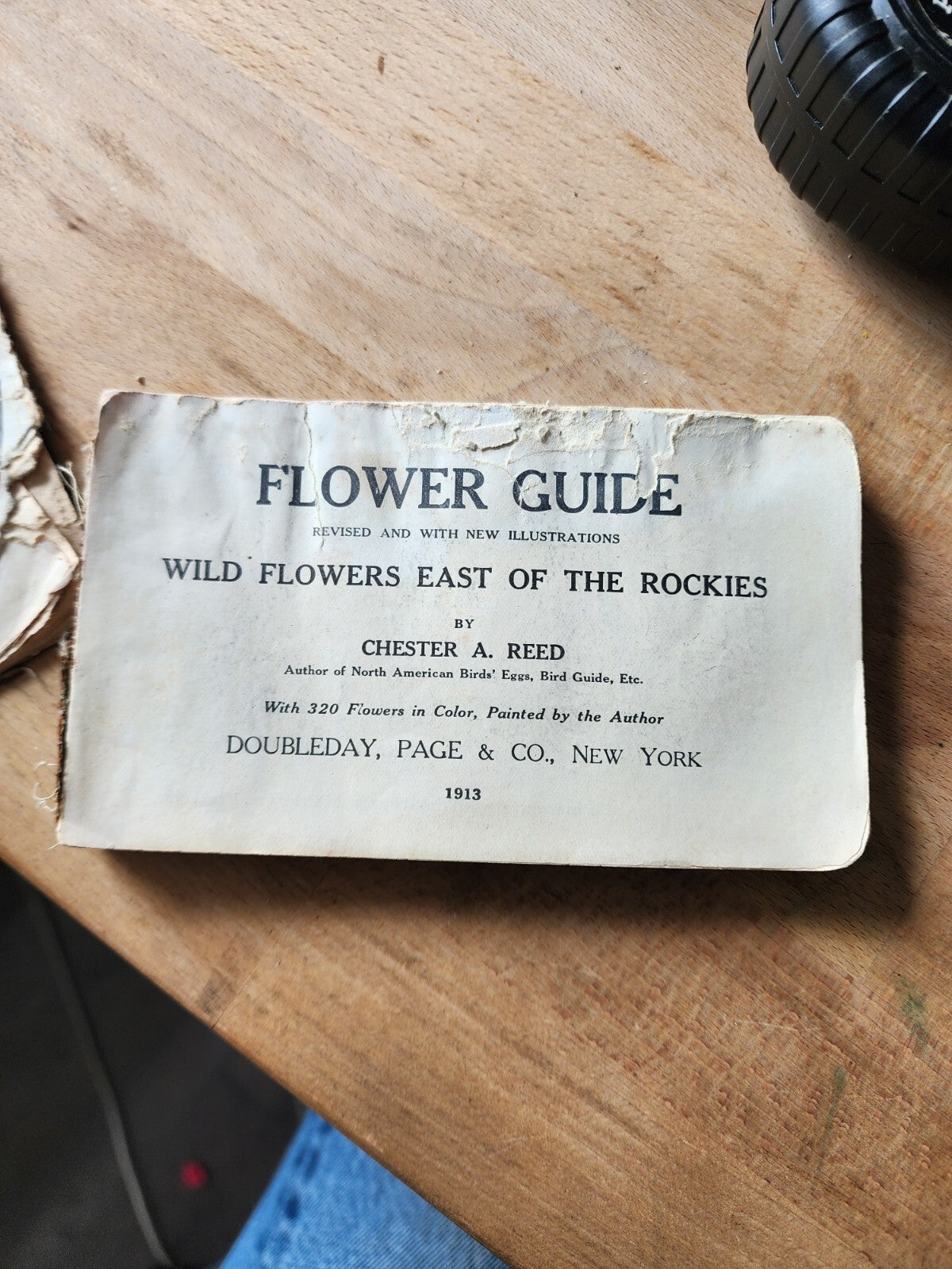 Flower Guide, Flowers east of the Rockies, 1913, leather back