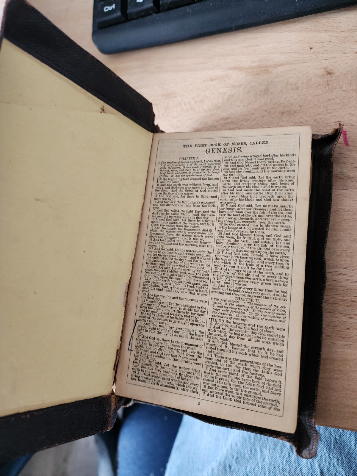 Holy Bible "moaps" 19th century - Leather