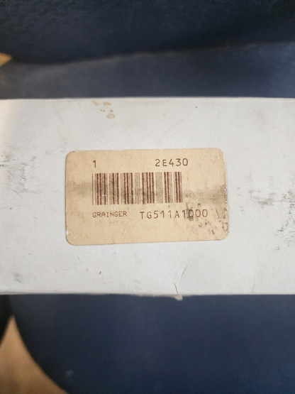 New w/ box Honeywell TG511A 1000 Versaguard Universal Thermostat Guard