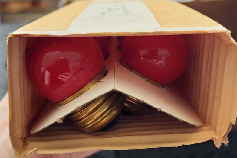 Sylvania 15 Watt 120V Candelabra Red Bulb Lamp 10pk