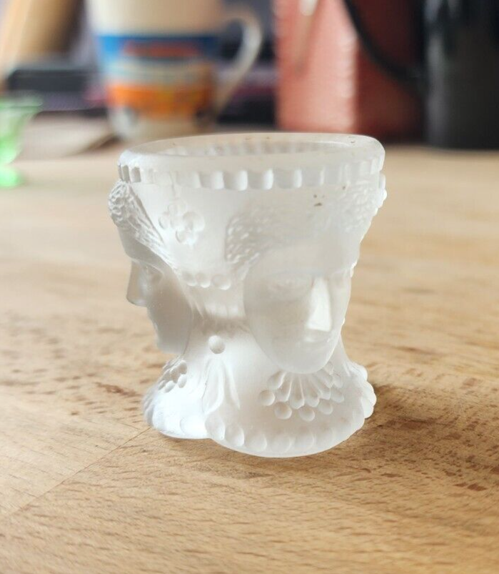 Vtg LG Wright Satin Glass Three Faces Open Salt