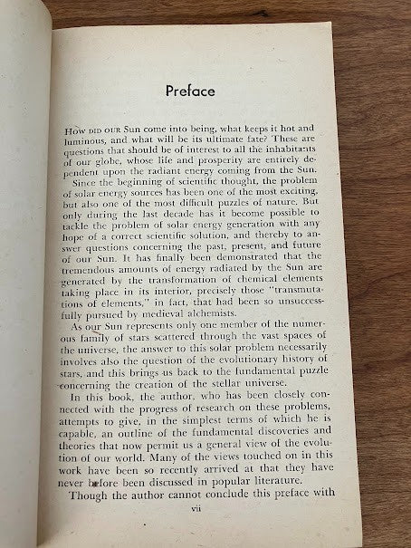 Pelican Books - Mathematician's Delight/The Birth and Death of the Sun-lot of 2