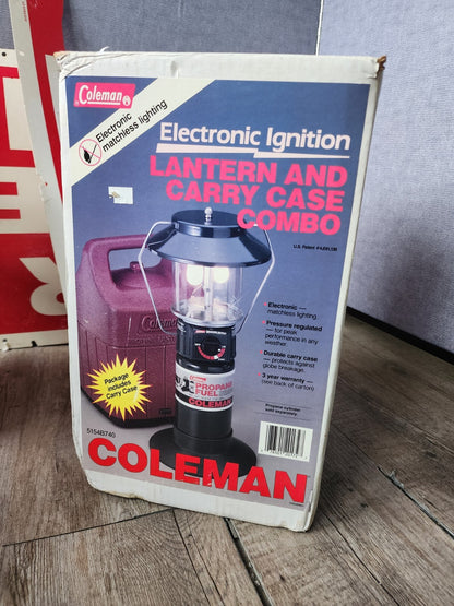 Coleman Lantern And Carry Case Combo 5154B740 - open box