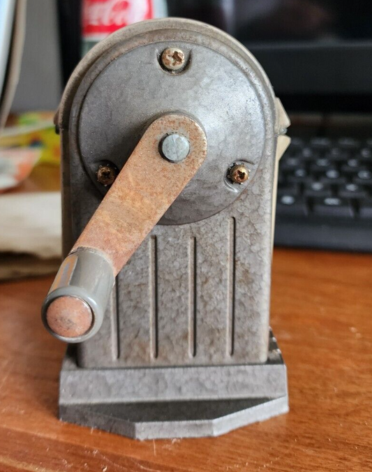 Vtg  Apsco Dexter Super 10 Pencil Sharpener - 6 Hole