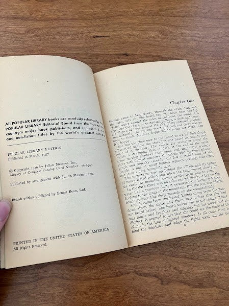 Popular library - Island of the Pit by Vincent James